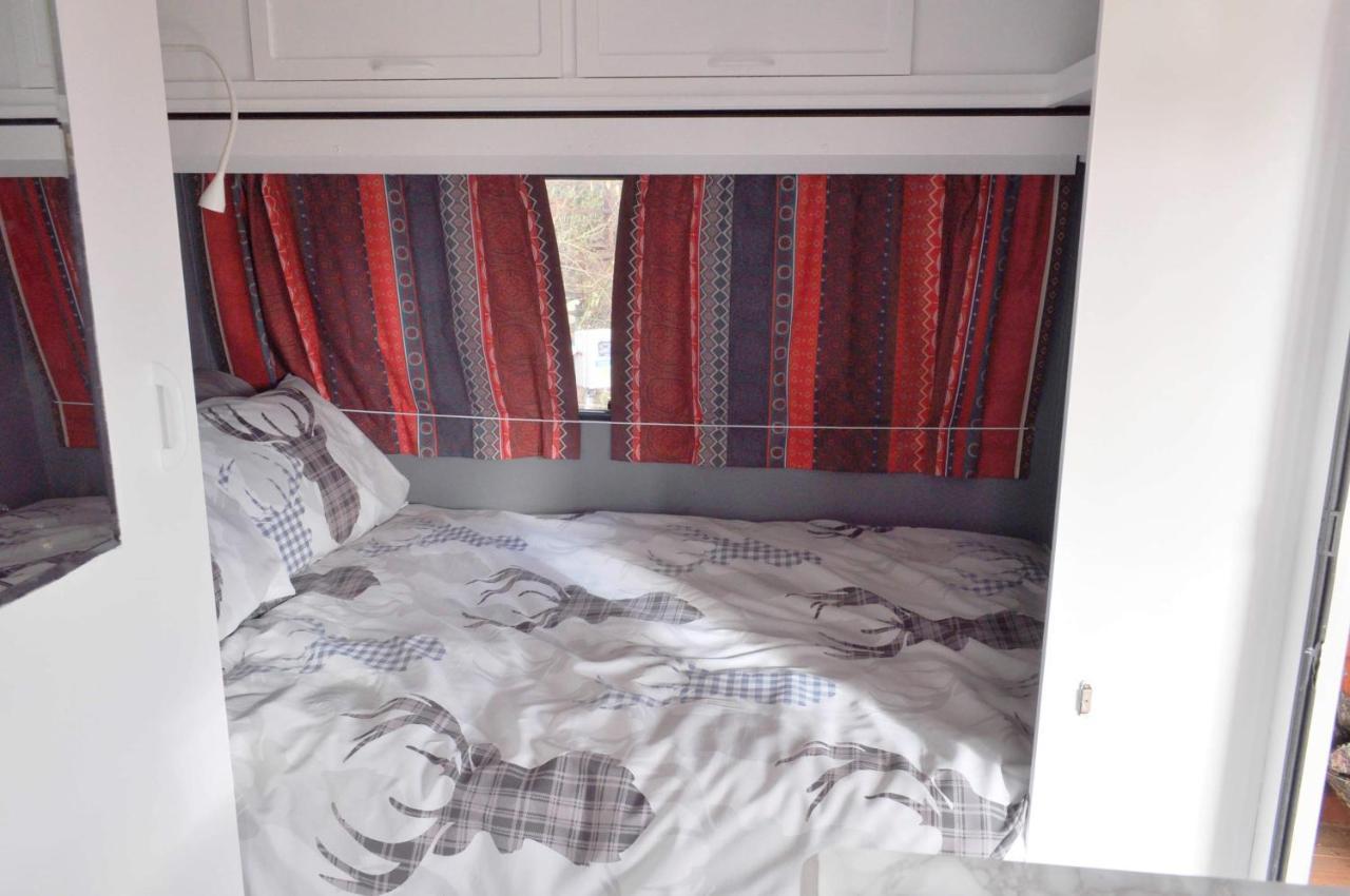 Guillerin Caravan And Glamping Sornac Exteriér fotografie