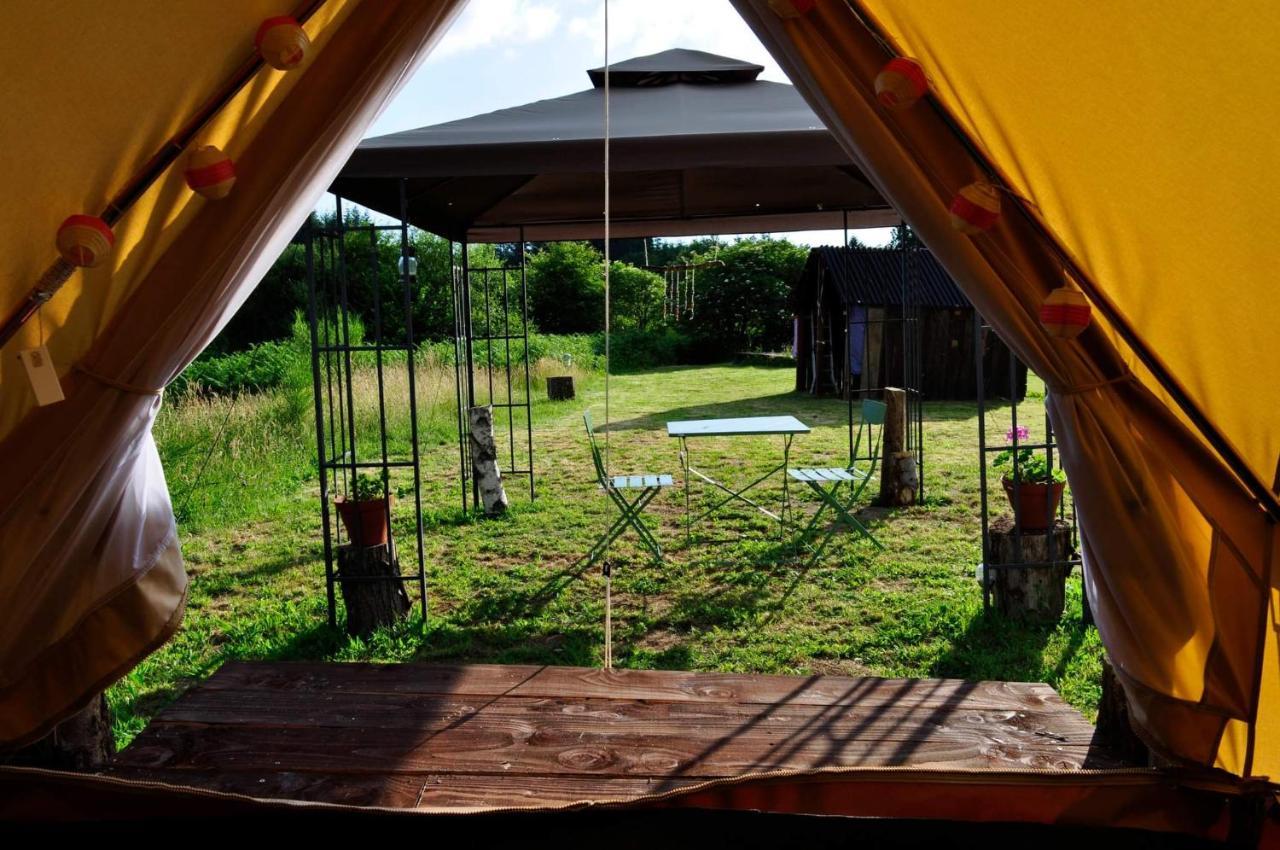 Guillerin Caravan And Glamping Sornac Exteriér fotografie